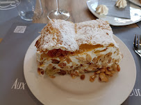 Apfelstrudel du Restaurant français Aux Berges du Bonheur à Conflans-Sainte-Honorine - n°17