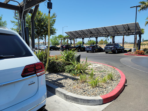 Gilly's Car Wash & Dog Wash en Elk Grove