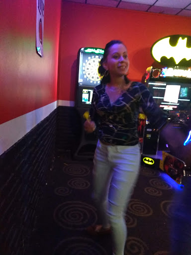 Bowling Alley «AMF Dewey Garden Lanes», reviews and photos, 4470 Dewey Ave, Rochester, NY 14612, USA