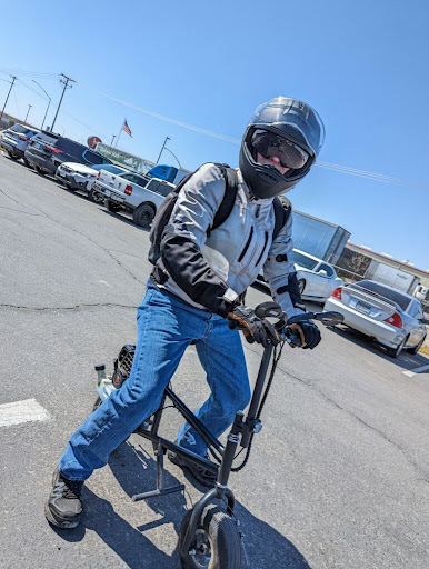 Motorcycle Parts Store «Cycle Gear», reviews and photos, 4455 N Blackstone Ave, Fresno, CA 93726, USA