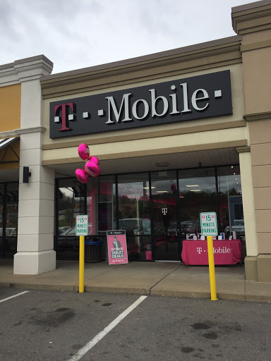 T-Mobile, 213 Summit Park Dr, Pittsburgh, PA 15275, USA, 
