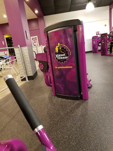 Planet Fitness image
