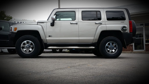 Used Car Dealer «Black Tie Automotive LLC», reviews and photos, 200 W Main St, Hendersonville, TN 37075, USA