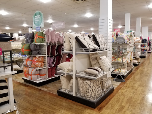 Department Store «HomeGoods», reviews and photos, 3540 S Jefferson St, Falls Church, VA 22041, USA