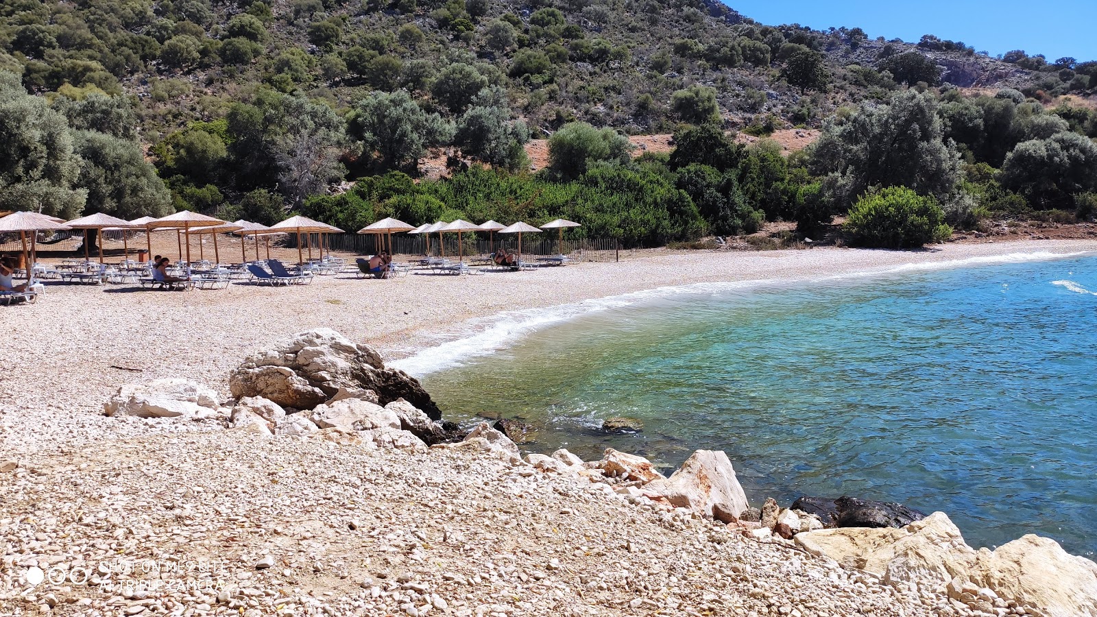 Foto af Paliourias beach med lille bugt