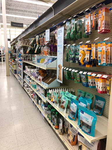 Pet Supply Store «PetSmart», reviews and photos, 1520 Pleasant Valley Rd, Manchester, CT 06042, USA