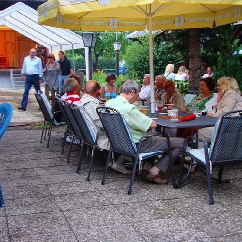 Blattlaus Adlershof Garten Restaurant