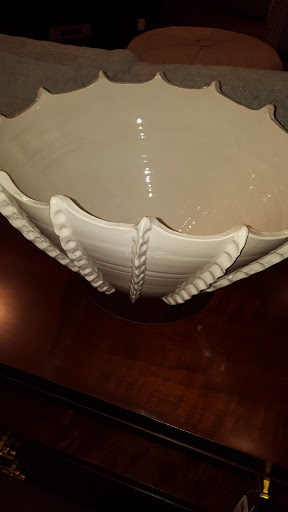 Furniture Store «The Shops at Carolina Furniture of Williamsburg», reviews and photos, 5425 Richmond Rd, Williamsburg, VA 23188, USA