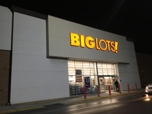 Big Lots, 32399 John R Rd, Madison Heights, MI 48071, USA, 