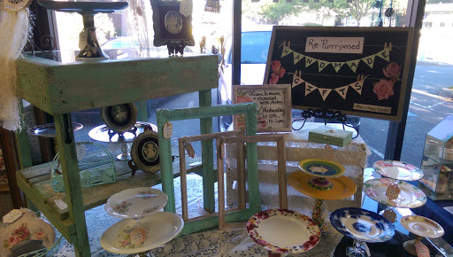 Thrift Store «Pick of the Litter Thrift and Gift Shop», reviews and photos