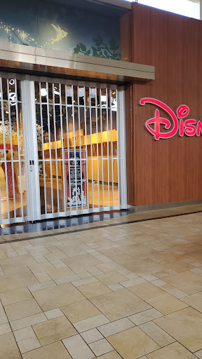 Toy Store «Disney Store», reviews and photos, 313 Smith Haven Mall, Lake Grove, NY 11755, USA