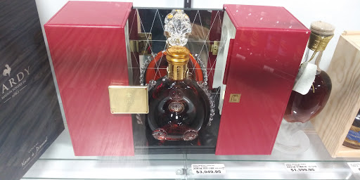 Liquor Store «Tenth Avenue Liquor Store», reviews and photos, 925 SW 10th Ave, Portland, OR 97205, USA