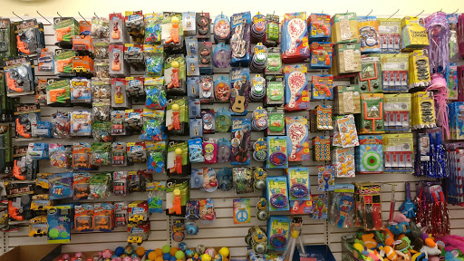 Dollar Store «Dollar Tree», reviews and photos, 2751 Green River Rd #101, Corona, CA 92882, USA