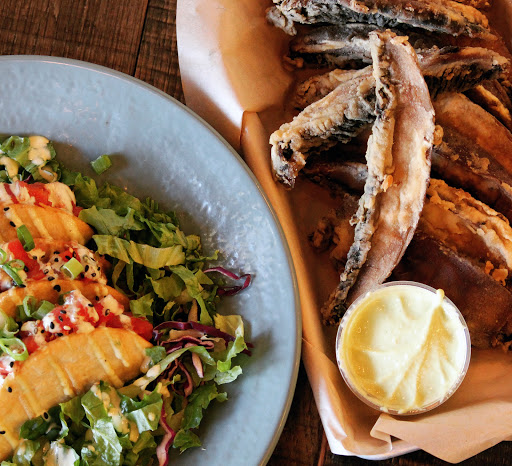 Seafood Restaurant «Fish District», reviews and photos, 665 San Rodolfo Dr, Solana Beach, CA 92075, USA