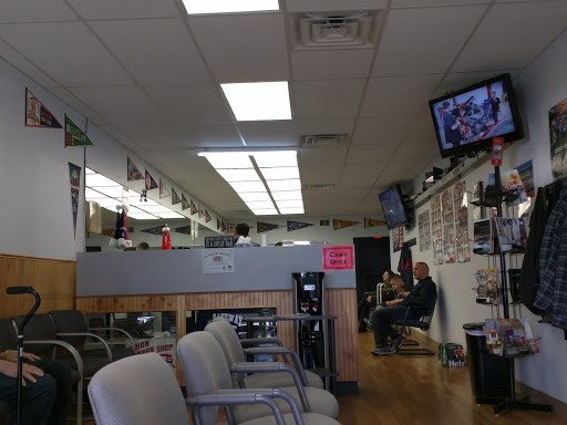 Barber Shop «Gateway Barber Shop», reviews and photos, 1060 Wilbraham Rd, Springfield, MA 01109, USA