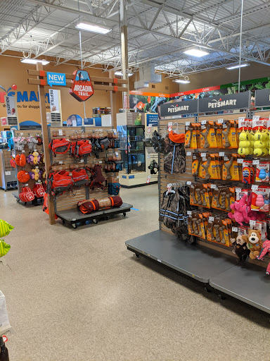Pet Supply Store «PetSmart», reviews and photos, 5591 TN-153, Hixson, TN 37343, USA