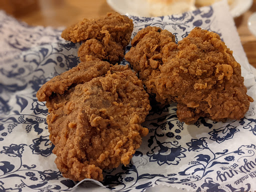 American Restaurant «Cracker Barrel Old Country Store», reviews and photos, 2525 Brindle Dr, Harrisburg, PA 17110, USA