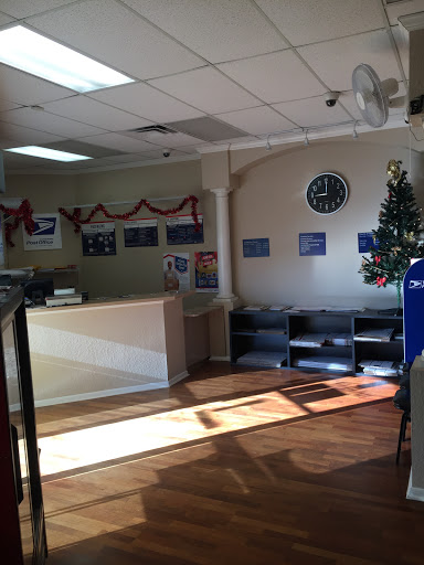 Post Office «US Post Office», reviews and photos, 772 W Lumsden Rd, Brandon, FL 33511, USA