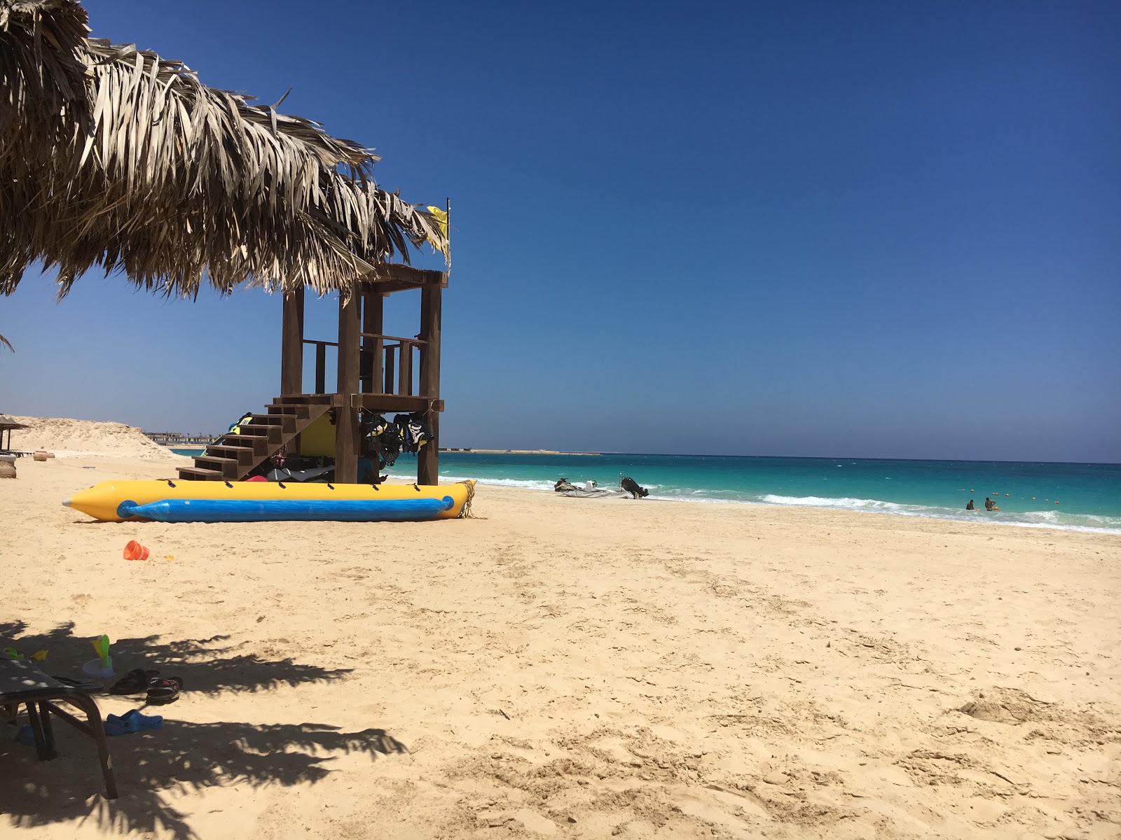 Foto de Caesar Sodic Beach - lugar popular entre os apreciadores de relaxamento