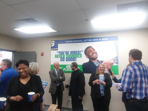 Thrift Store «Goodwill Industries McHenry», reviews and photos, 2006 N Richmond Rd, McHenry, IL 60051, USA