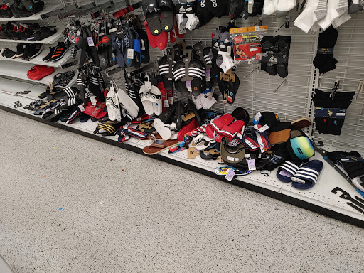 Clothing Store «Ross Dress for Less», reviews and photos, 2415 N Monroe St, Tallahassee, FL 32303, USA