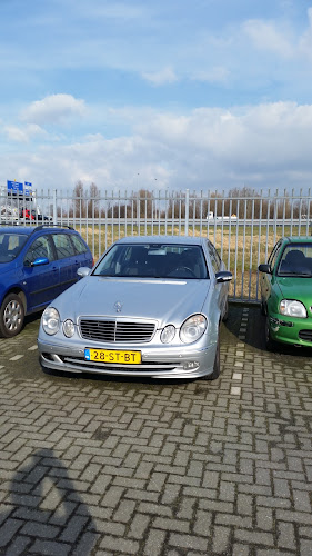 Autobedrijf van Dartel