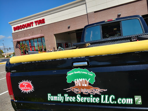Tire Shop «Discount Tire Store - Maple Grove, MN», reviews and photos, 16485 County Rd 30, Maple Grove, MN 55311, USA