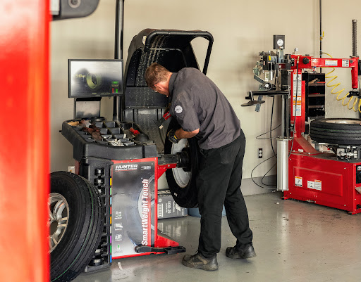 Tire Shop «Tire Outfitters Inc.», reviews and photos, 2712 S Pleasant Valley Rd, Winchester, VA 22601, USA