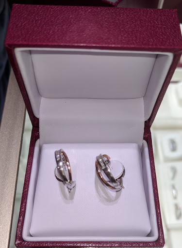 Jewelry Store «Helzberg Diamonds», reviews and photos, 601 Southcenter Mall, Seattle, WA 98188, USA