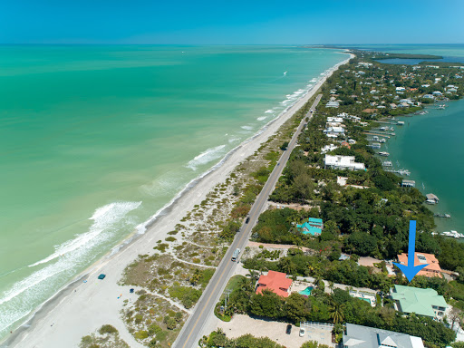 Vacation Home Rental Agency «Kingfisher Vacations», reviews and photos, 2402 Palm Ridge Rd #1, Sanibel, FL 33957, USA