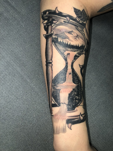 Tattoo Shop «Bullseye Tattoos», reviews and photos, 282 New Dorp Ln, Staten Island, NY 10306, USA