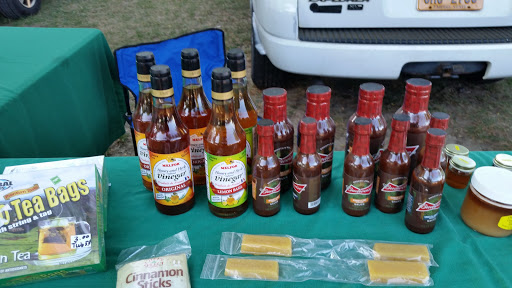 Flea Market «East Avon Flea Market», reviews and photos, 1520 W Henrietta Rd, Avon, NY 14414, USA