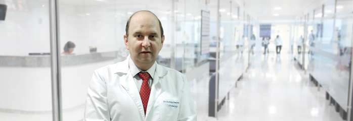 Dr. Rodrigo Uricoechea Sanclemente
