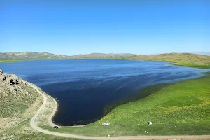 Lake Turna image