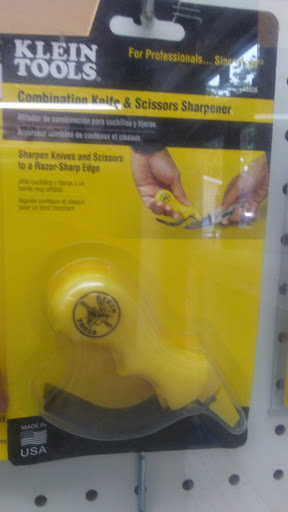 Electrical Supply Store «Manor Electric Supplies Light», reviews and photos, 2737 Ocean Ave, Brooklyn, NY 11229, USA