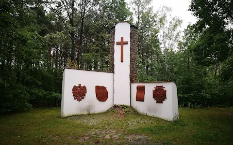 Pomnik Pomordowanych Harcerzy i mieszkańców Zielonki "Rota" image