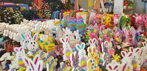 Florist «Davany Flowers & Pinatas», reviews and photos, 522 Cupples Rd, San Antonio, TX 78237, USA