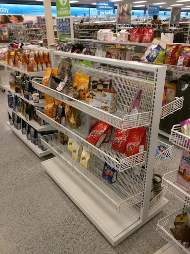 Clothing Store «Ross Dress for Less», reviews and photos, 3425 E Foothill Blvd, Pasadena, CA 91107, USA