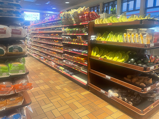 Convenience Store «Kwik Trip #219», reviews and photos, 710 Williams St, Lake Geneva, WI 53147, USA