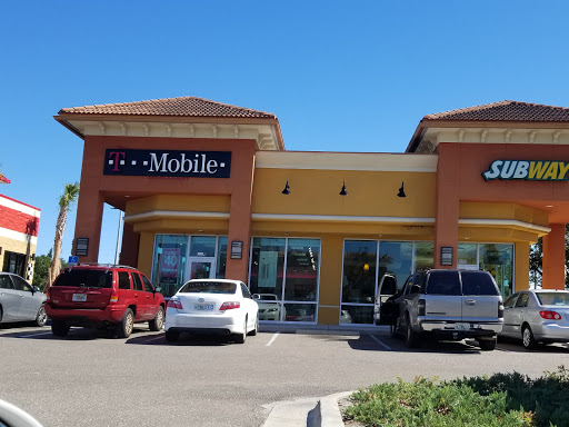Cell Phone Store «T-Mobile», reviews and photos, 1208 Missouri Ave N, Largo, FL 33770, USA