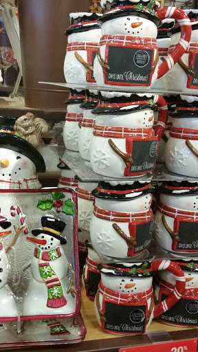 Home Goods Store «Pier 1 Imports», reviews and photos, 4410 Mitchellville Rd, Bowie, MD 20716, USA