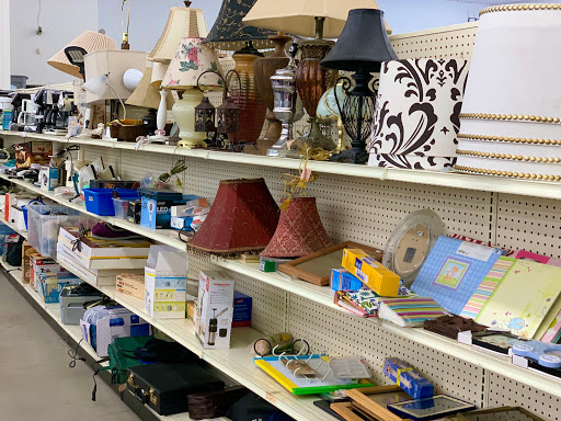 Thrift Store «Hope of the Valley Thrift Store», reviews and photos, 2790 E Los Angeles Ave, Simi Valley, CA 93065, USA