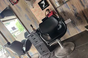 Kingsman : The Barber Shop image