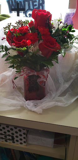 Florist «Maple Avenue Flowers», reviews and photos, 403 N Maple Ave, Warsaw, IN 46580, USA