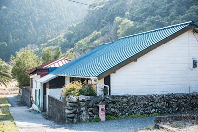屋形島ゲストハウス