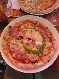 Pizza du Restaurant Le Saint André à Paris - n°14