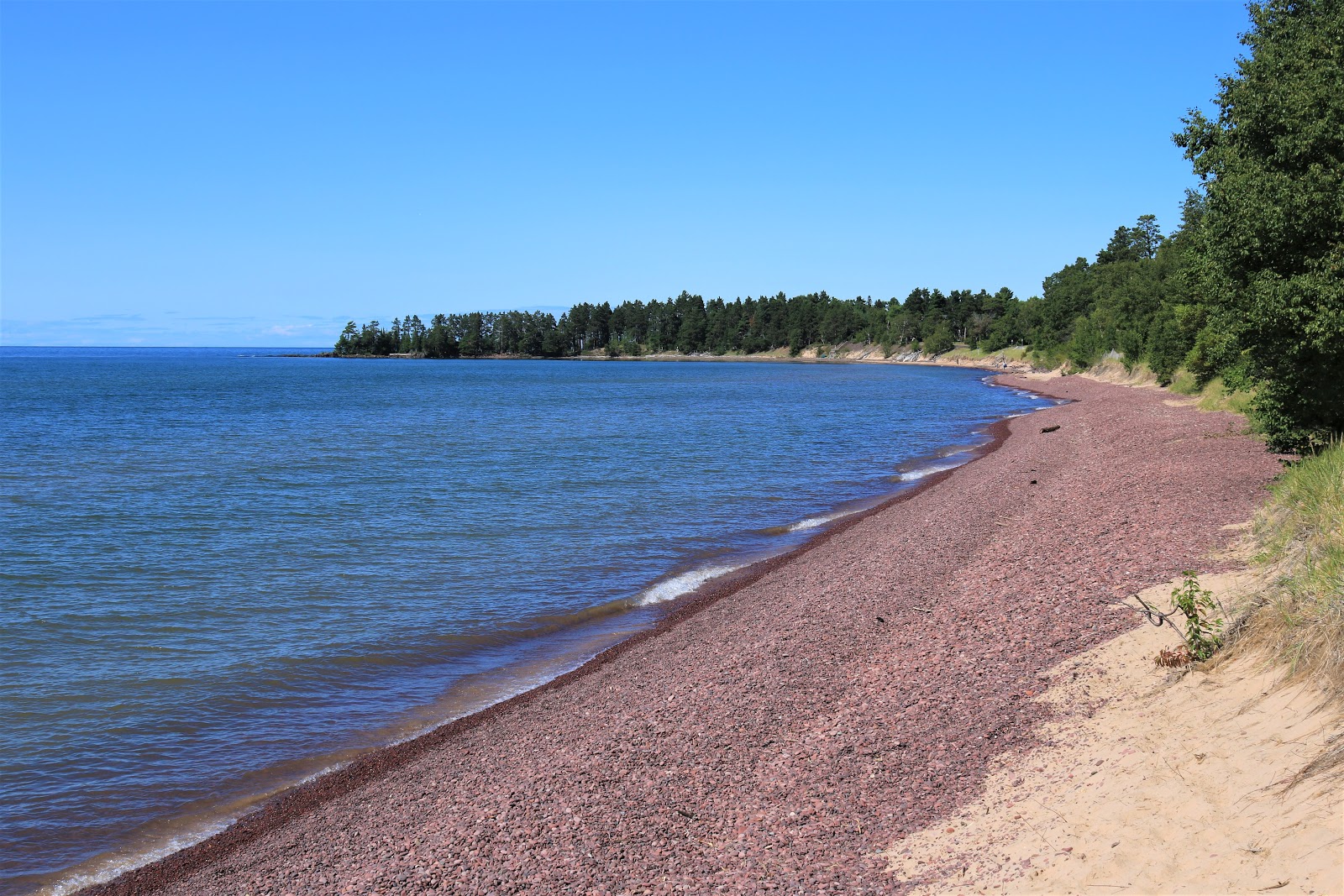 Great Sand Bay'in fotoğrafı geniş bir kıyı şeridi ile birlikte