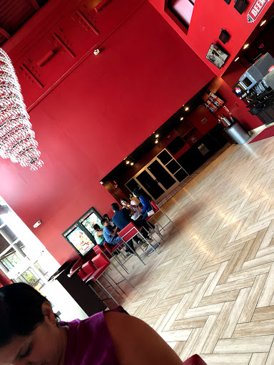 Movie Theater «RED Cinemas - Restaurant Entertainment District - Stadium 15», reviews and photos, 1305 Battleground Ave, Greensboro, NC 27408, USA