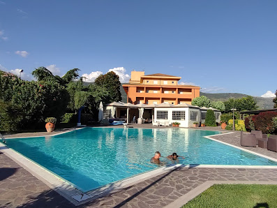 Sunny Palace Hotel S.S. 156 dei Monti Lepini, 04010 Prossedi LT, Italia