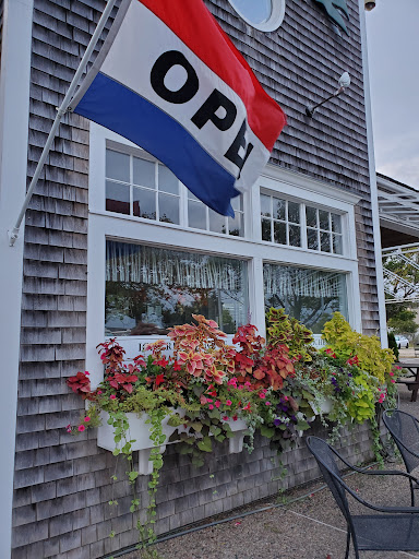 Windfall Market, 77 Scranton Ave, Falmouth, MA 02540, USA, 